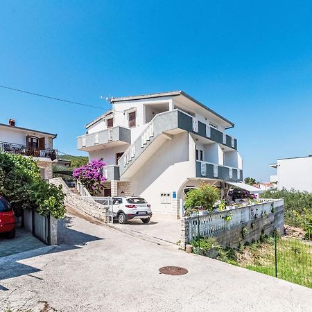 Apartment Miljus By Interhome Трогир Экстерьер фото